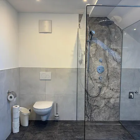 Lägenhet Gaestehaus Seeblick Penthousewohnung Seekirchen am Wallersee