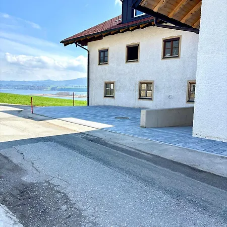 Lägenhet Gaestehaus Seeblick Penthousewohnung Seekirchen am Wallersee