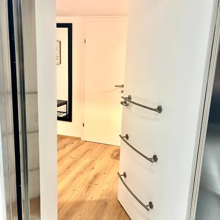Daire Gaestehaus Seeblick Penthousewohnung Seekirchen am Wallersee