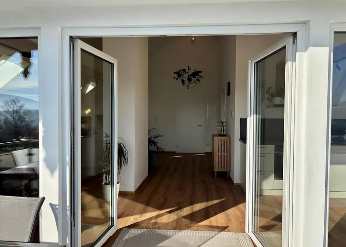 Gaestehaus Seeblick Penthousewohnung Seekirchen am Wallersee